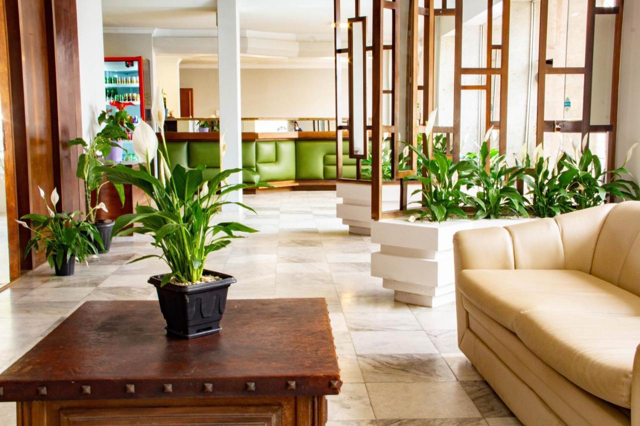 Hotel Domhof Блуменау Экстерьер фото